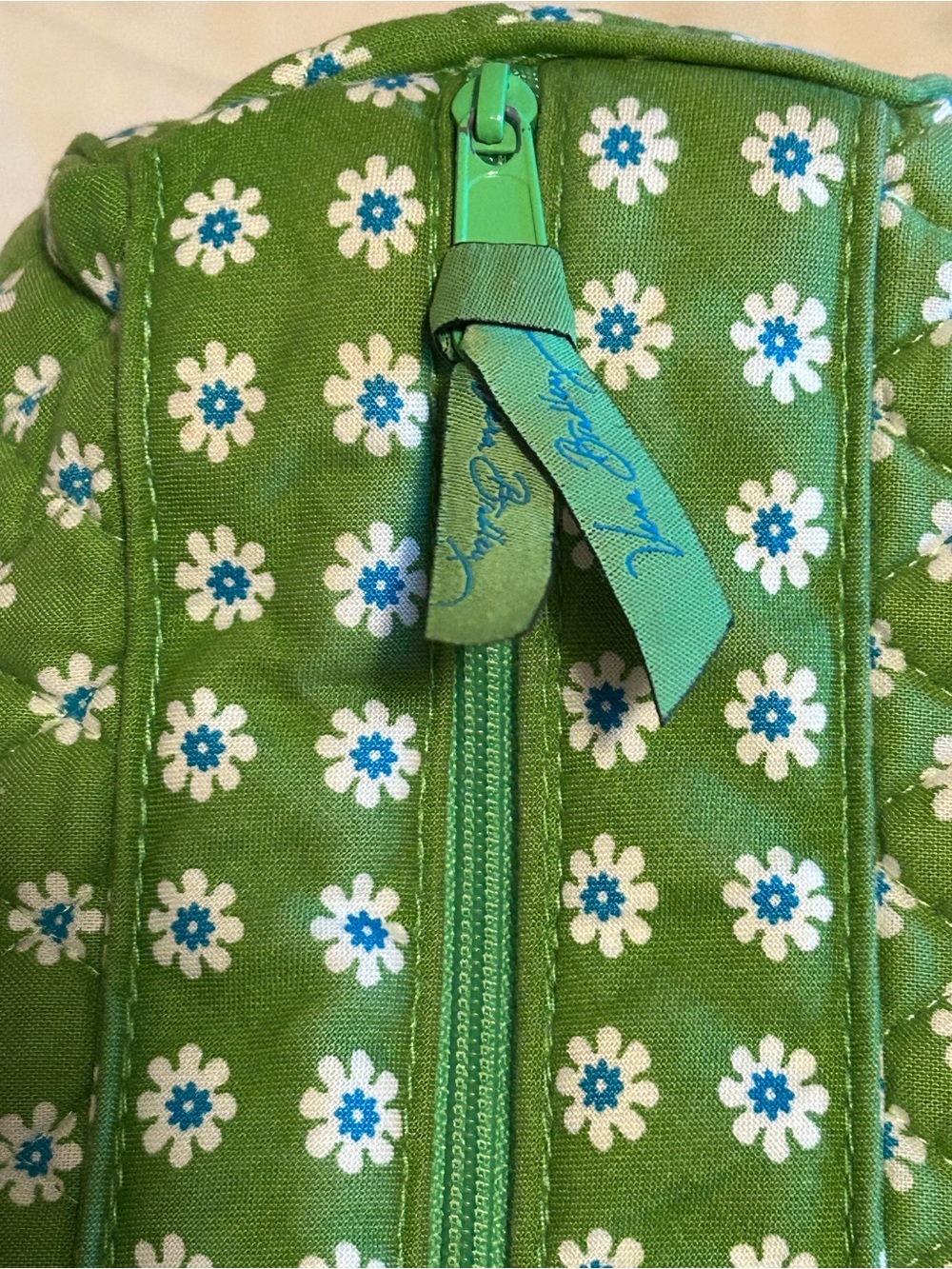 Vera Bradley retired vintage weekender travel bag - Picture 11 of 15